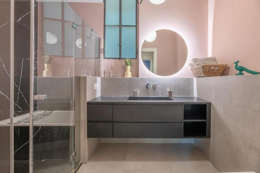 Lo Stile Eclettico A Milano! Apartment 0*, Milan Italy